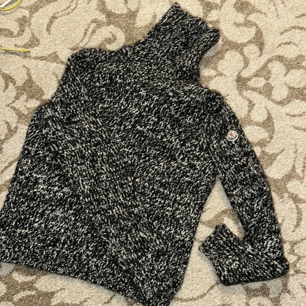 Moncler sweater